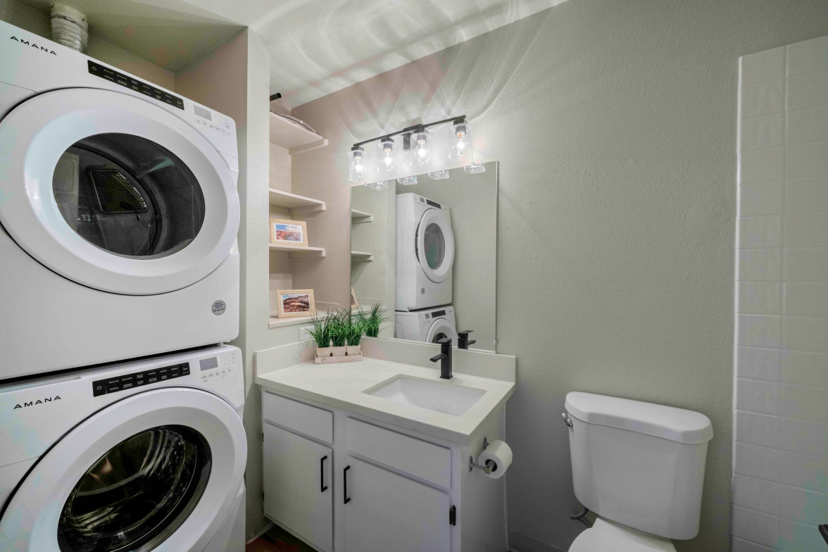 Full bathroom with in-unit stacked laundry — 1303 Darlene Way Unit 301C, Boulder City, NV